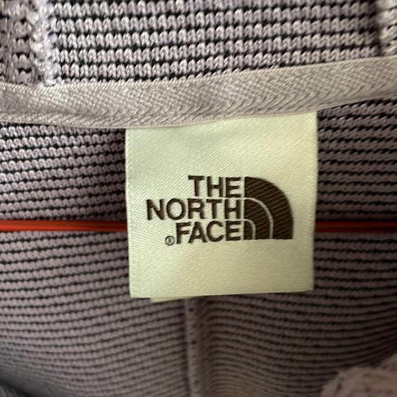North Face hooded jacket - Picture 2 of 6